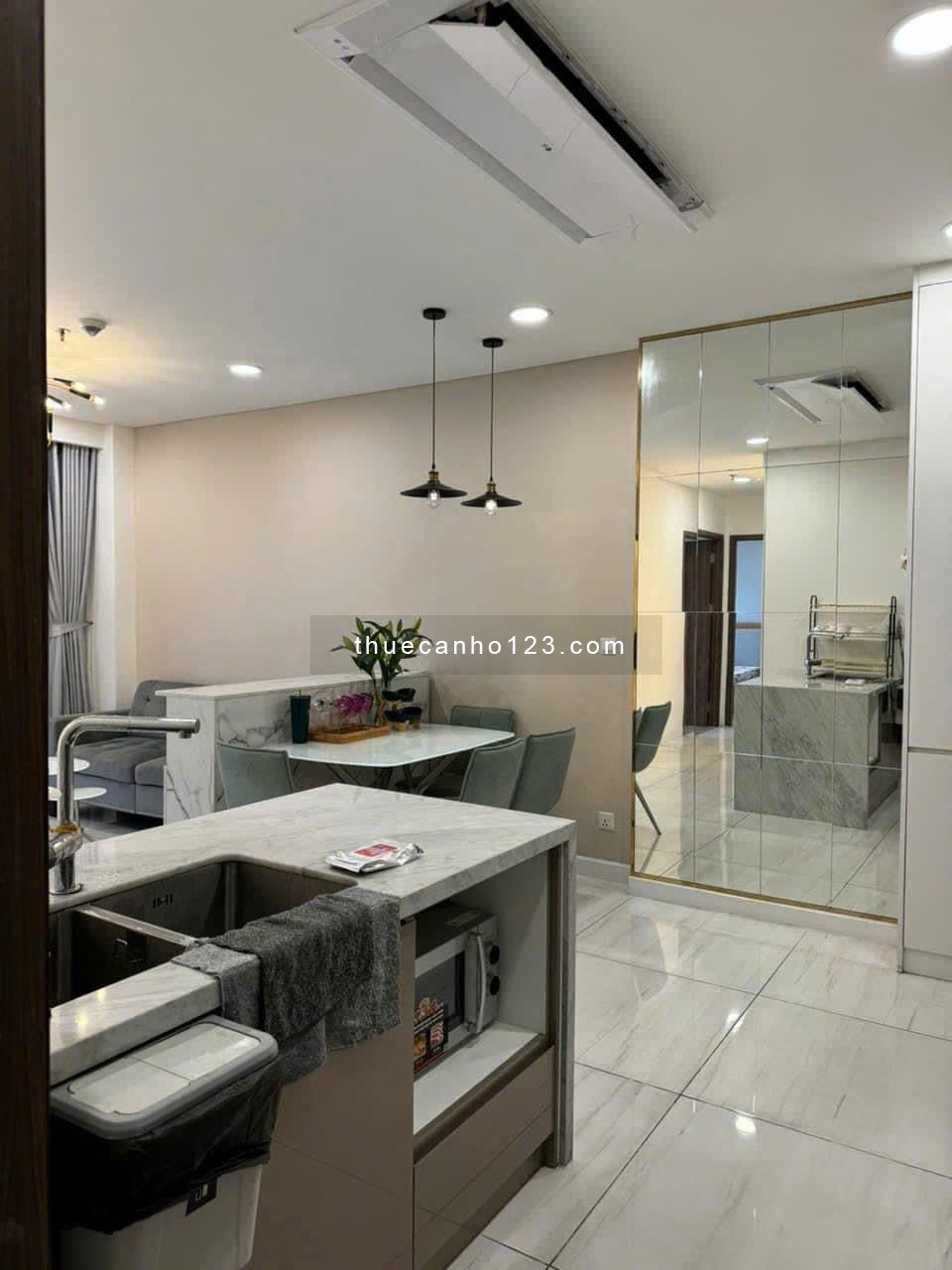 Cho thuê chung cư The Manor 2 Nguyễn Hữu Cảnh BT DT 72m2, 2PN, NTCC giá 18 triệu/tháng - Ảnh 4