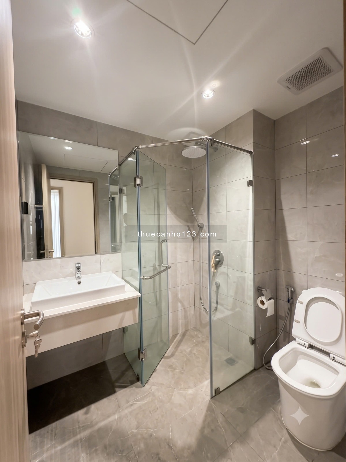 Cho thuê căn hộ D- Aqua 301 Bến Bình Đông Q8 - Ảnh 2