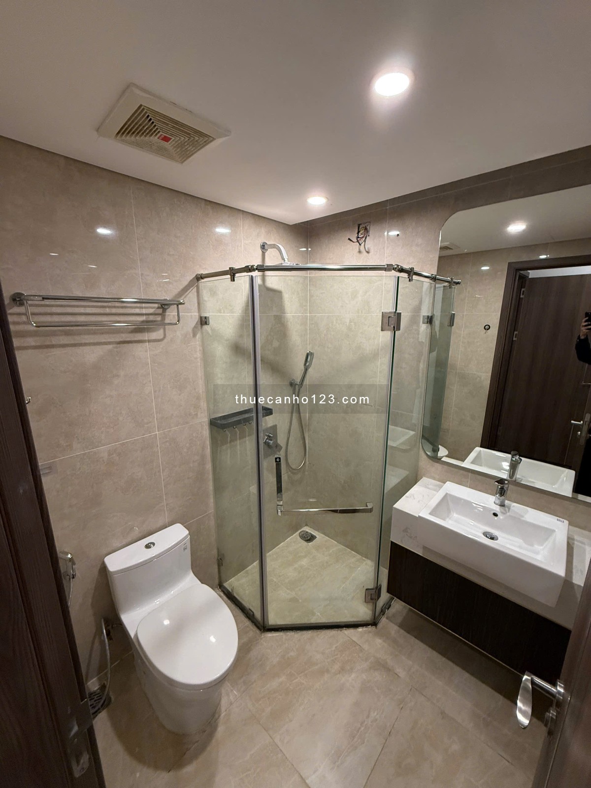 Cho Thuê Căn Hộ Hoàng Huy Commerce - 2 Ngủ - DT 65m2 - Full Nội Thất - 10TR - Ảnh 7
