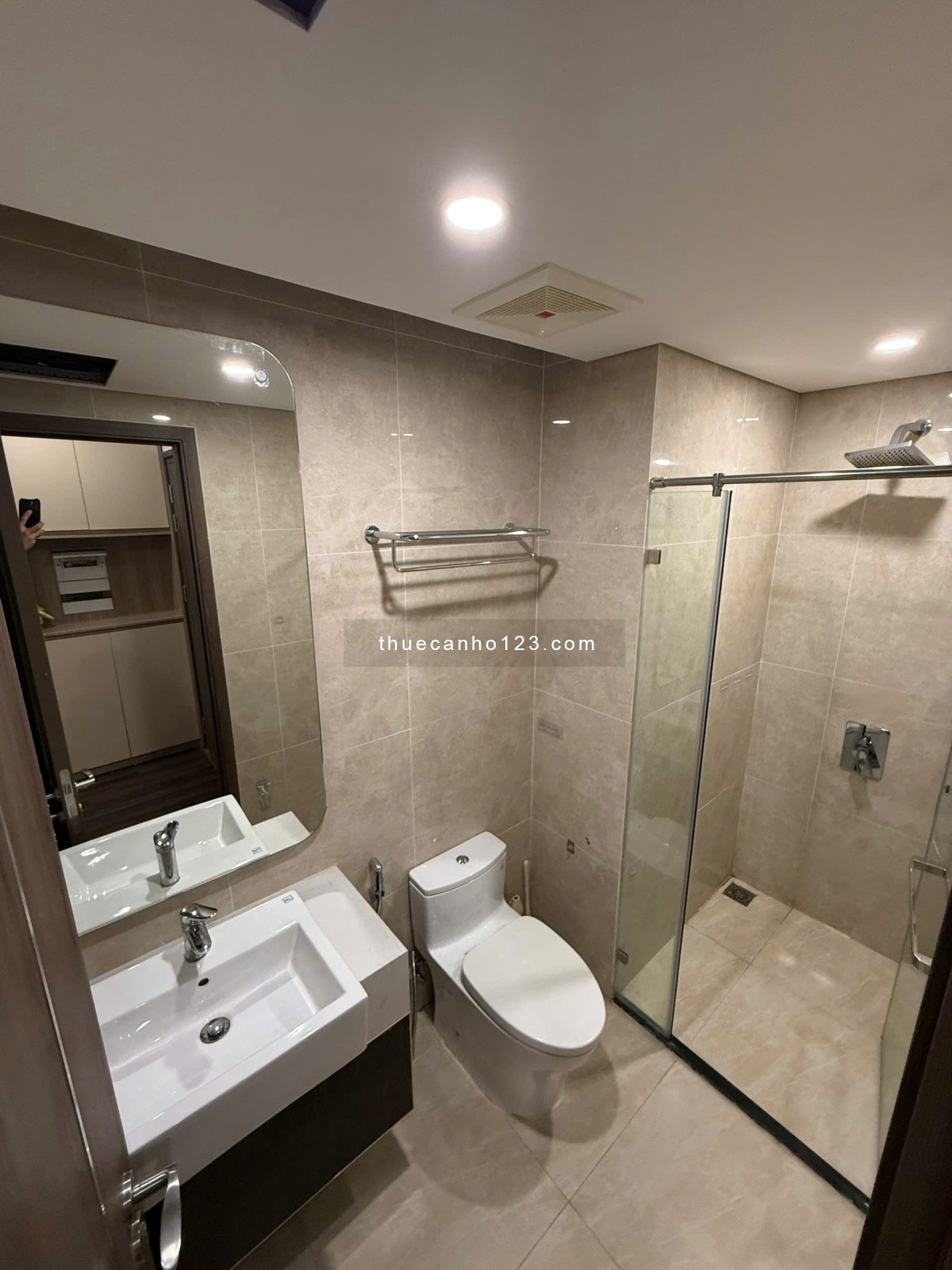 Cho Thuê Căn Hộ Hoàng Huy Commerce - 2 Ngủ - DT 65m2 - Full Nội Thất - 10TR - Ảnh 8