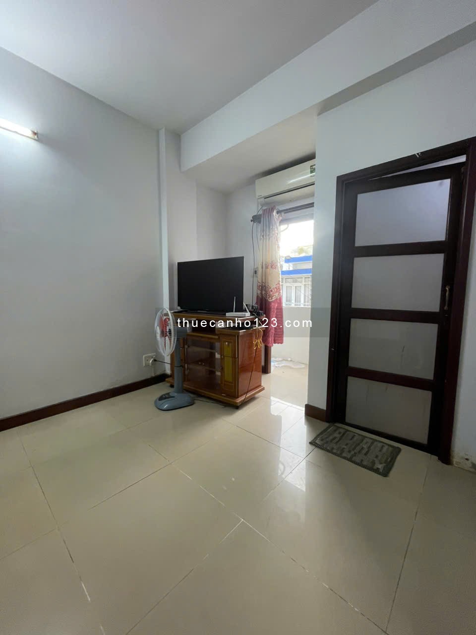 Cần cho thuê căn hộ chung cư 152 Nguyễn Thị Tần DT 62m2, 2PN, NTCB, giá 9,5 triệu - Ảnh 3