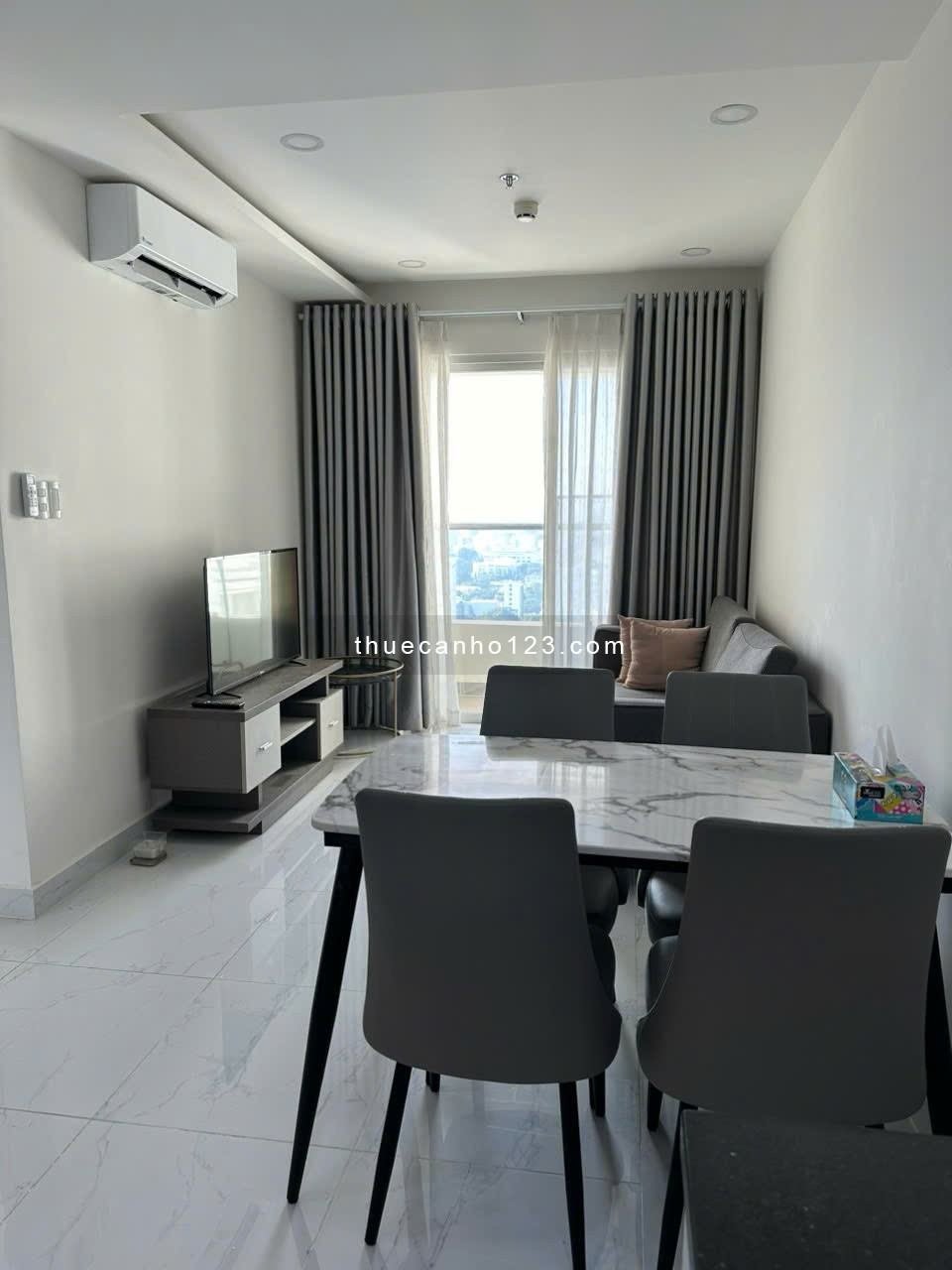 Cho thuê căn hộ Chung cư Terra Royal , quận 3 - 58m2, 2pn 1wc Full NT giá 21tr Lh 0933481089 - Ảnh 2