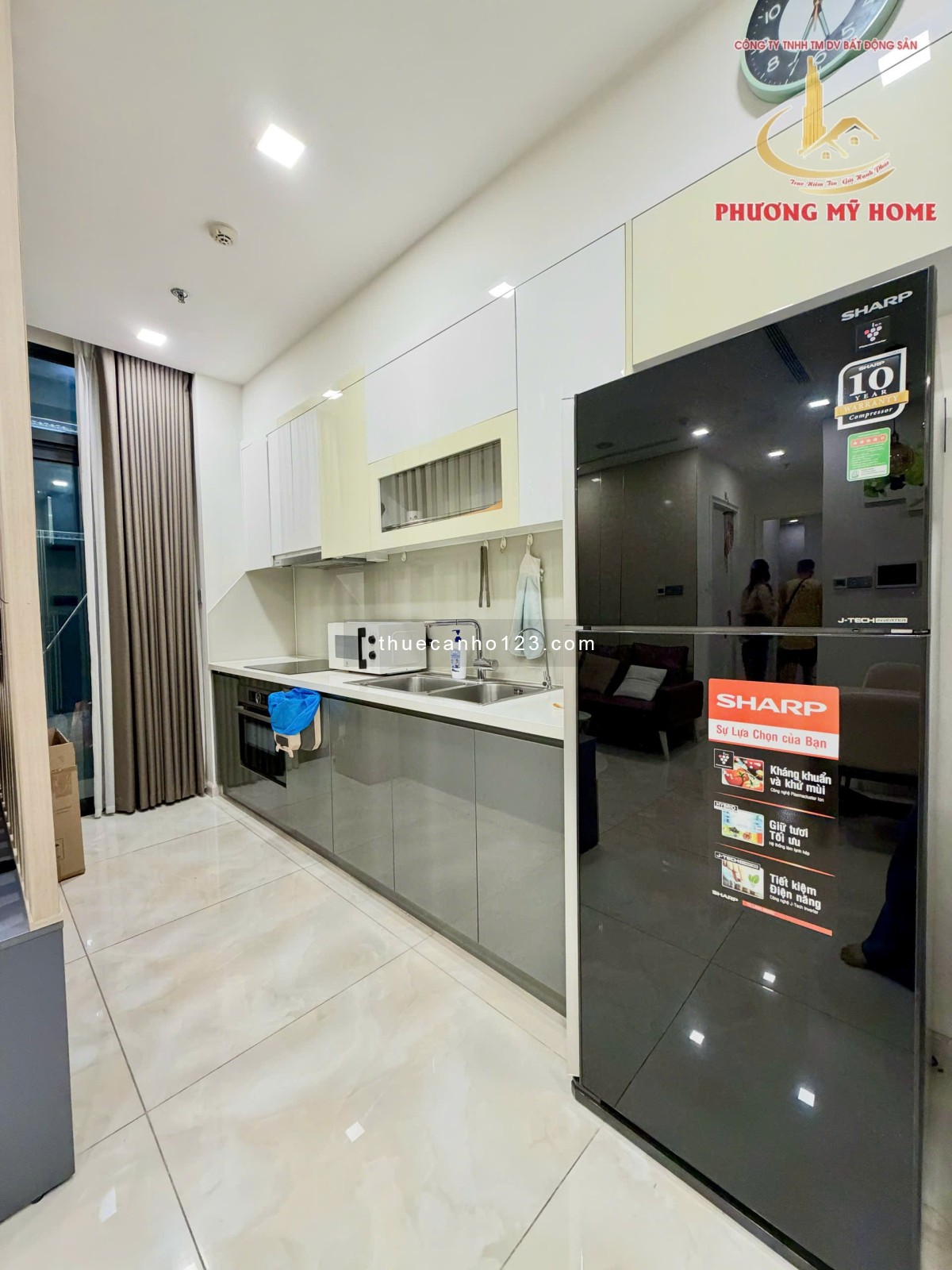 Cho thuê căn hộ Vinhomes Golden River Q1 (Ba Son) DT 70m², 2PN, - Ảnh 4