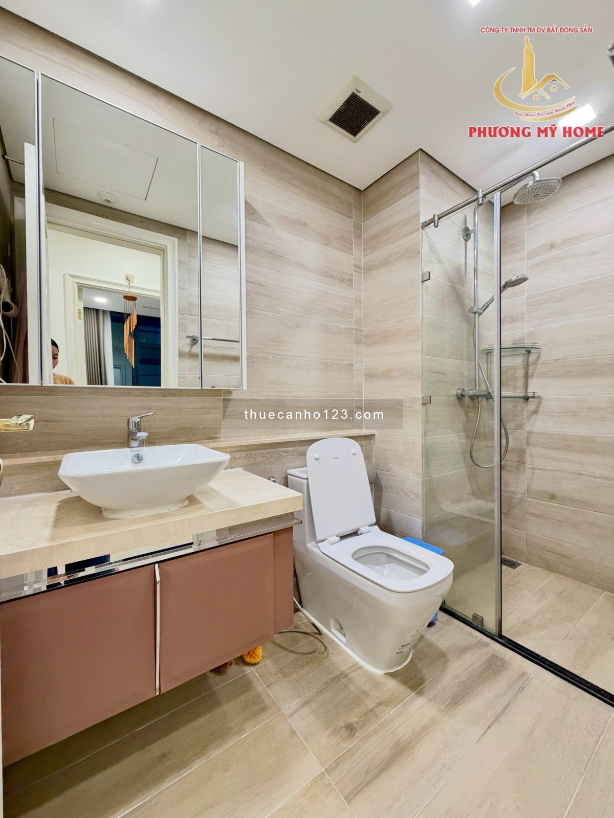 Cho thuê căn hộ Vinhomes Golden River Q1 (Ba Son) DT 70m², 2PN, - Ảnh 7
