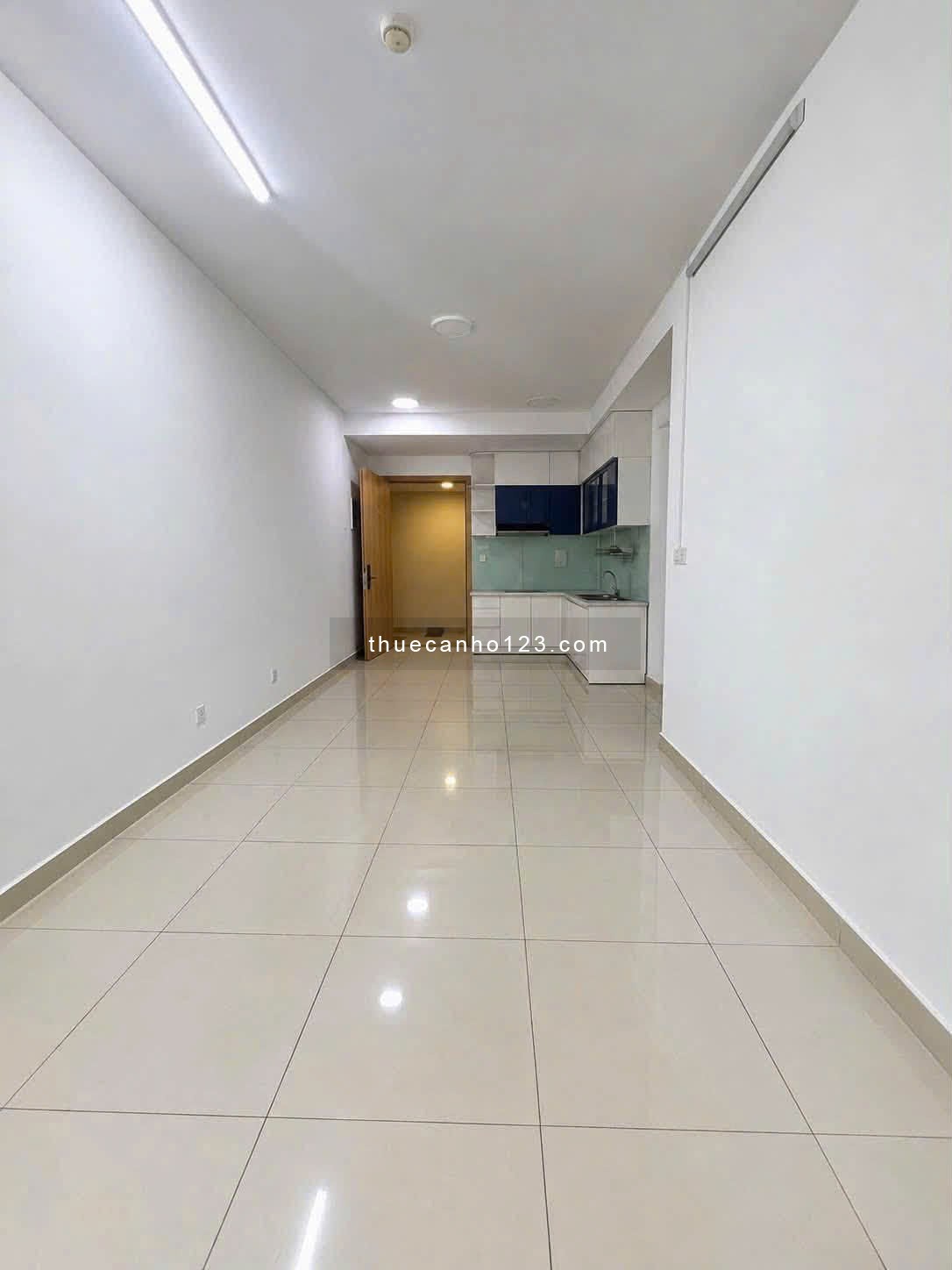 Sacomreal-584, Lũy Bán Bích 72m2, ko nội thất, 2PN, giá 9tr/th - Ảnh 1