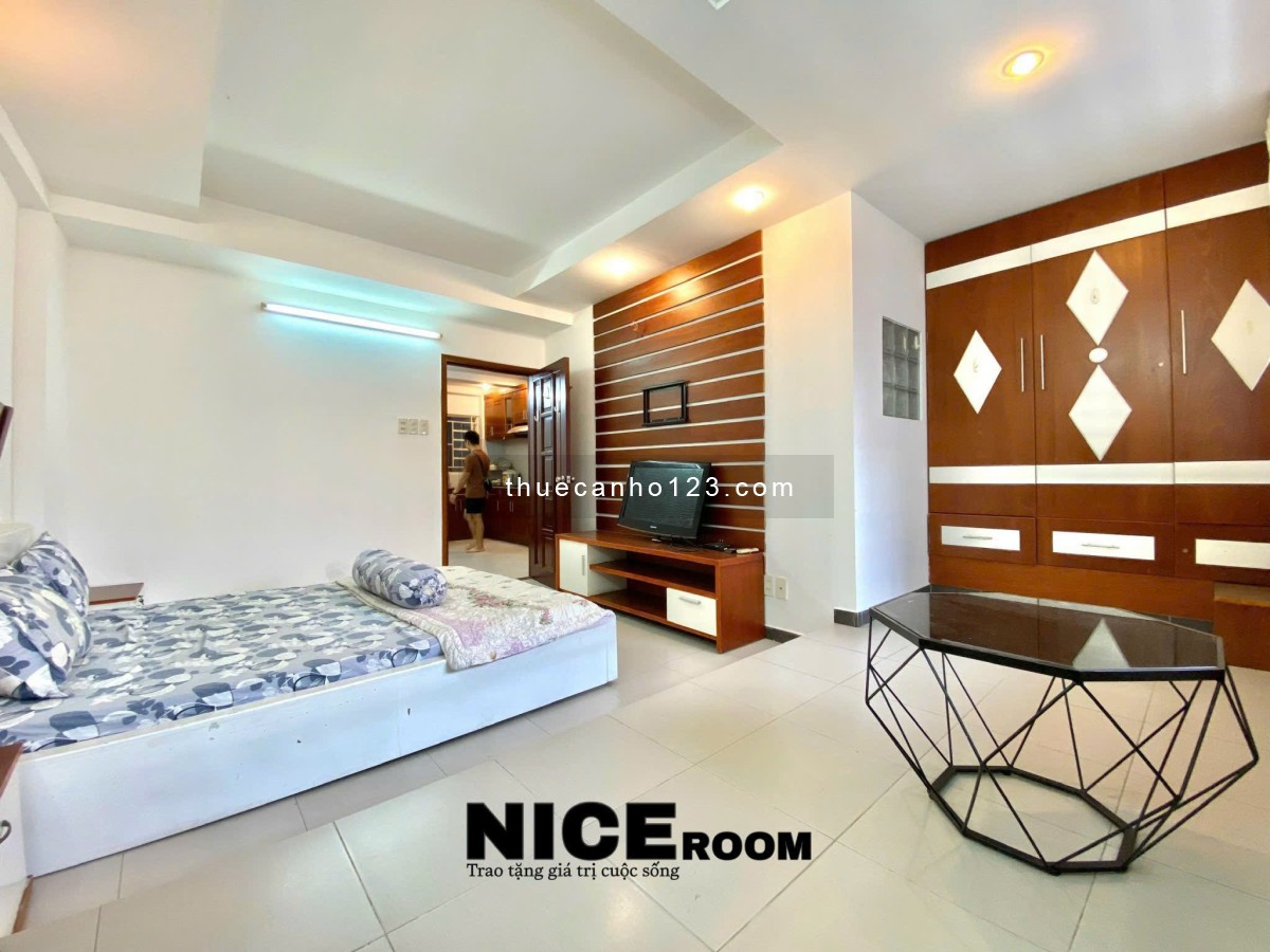 Thuê ngay căn hộ 1pn 50m2 tại Bình Thạnh, full nội thất, cửa sổ lớn thoáng gần chợ Bà Chiểu, Q1, Q3 - Ảnh 2