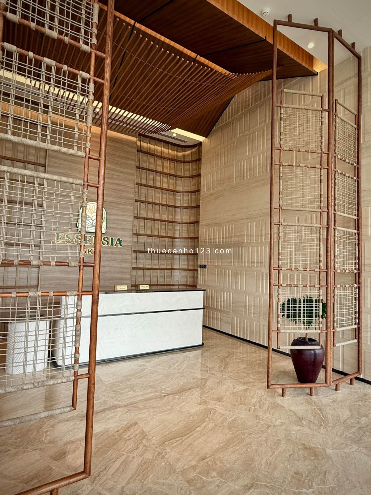 Cho thuê căn hộ 3PN, NTCB, 120m², view tuyệt đẹp tại chung cư Essensia Sky, giá 20 triệu/tháng - Ảnh 2