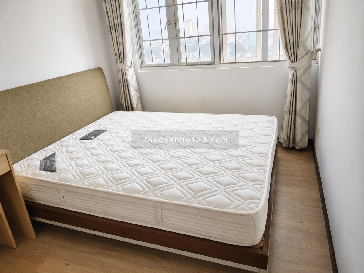 Cho thuê gấp căn hộ Tản Đà Court, Quận 5, diện tích: 102m², 3 phòng ngủ, 2WC, nhà mới sạch đẹp - Ảnh 3