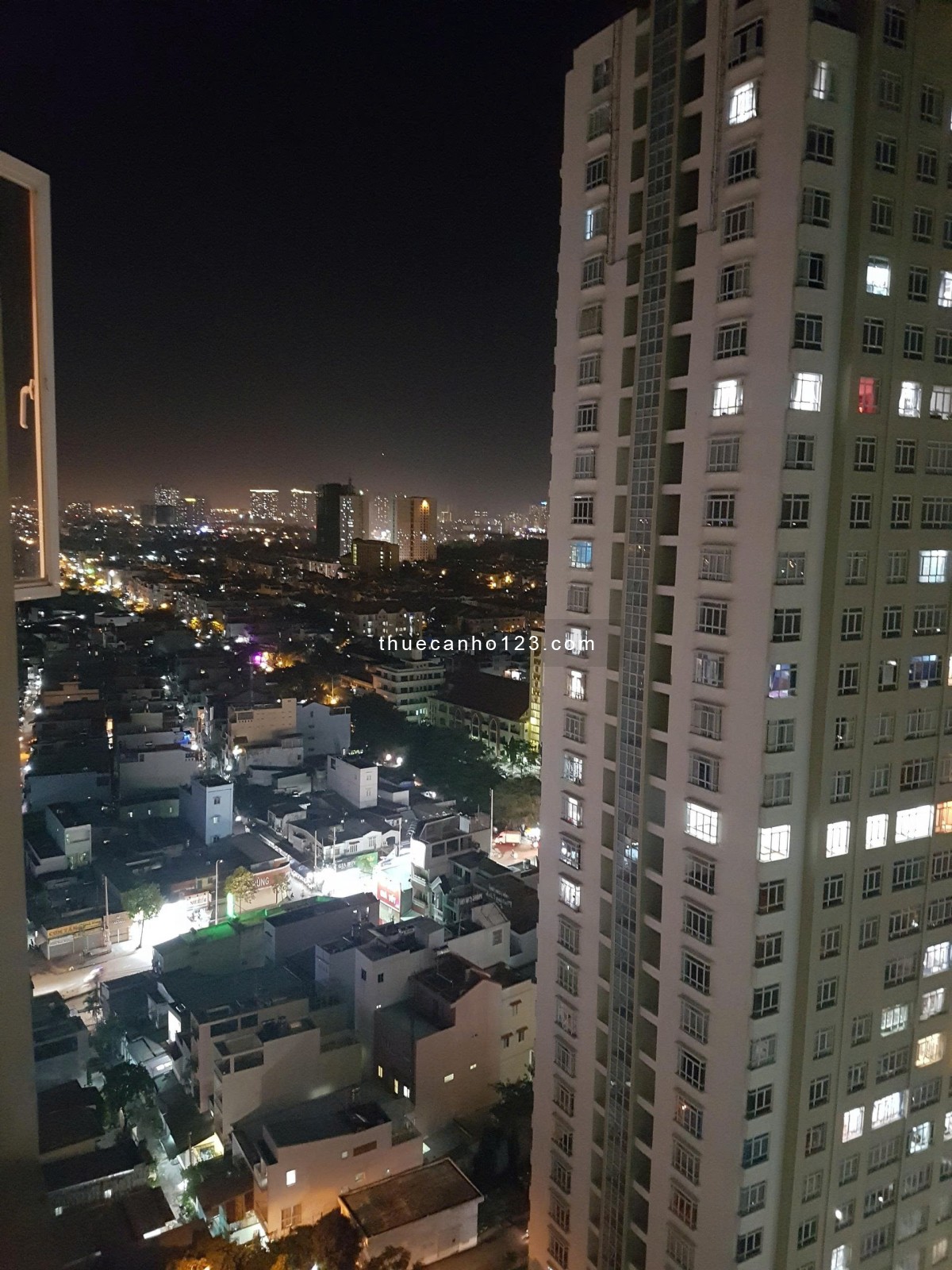 Cho thuê căn 2PN, DT 82m² tại khu căn hộ Chánh Hưng - Giai Việt chỉ từ 13,5 triệu/tháng - Ảnh 3