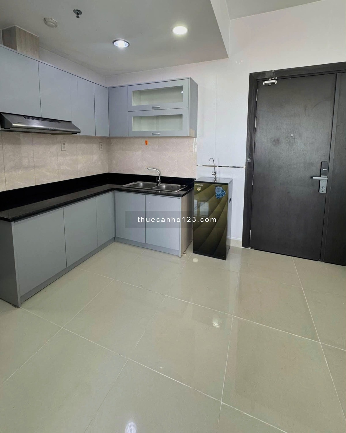 Chung cư Carillon 1cho thuê căn hộ 97m², 3PN, có ban công, đủ NT, giá chỉ 16 triệu/tháng - Ảnh 2