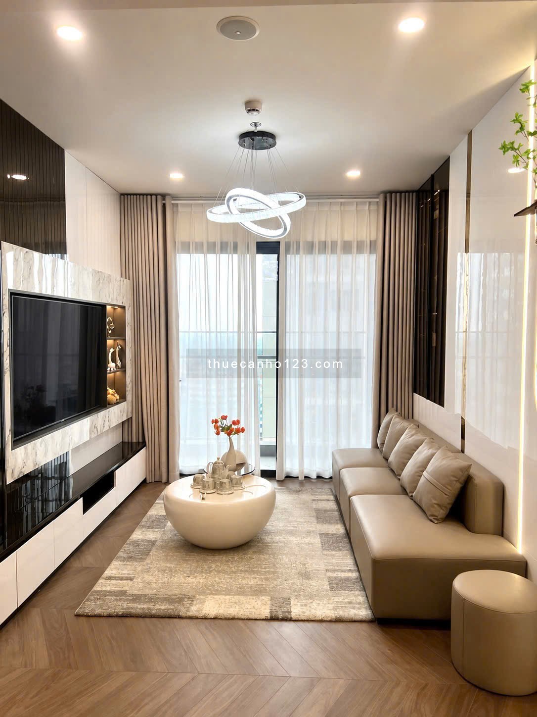 Cho thuê căn hộ 63m², 2PN Lumiere EverGreen, 13 tr có TL, full đồ đẹp cao cấp Vinhomes Smart City - Ảnh 1