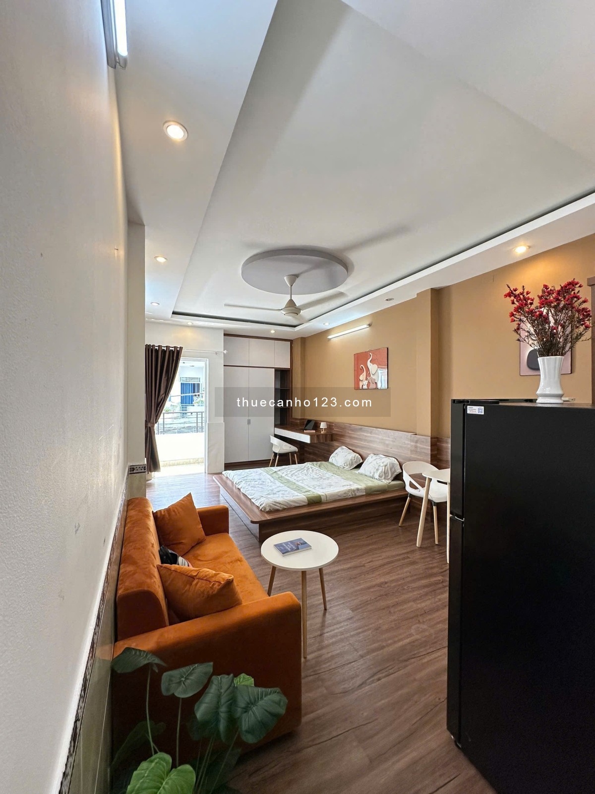 Cho thuê căn hộ rộng, ban công lớn, full nội thất, nuôi pet – Phan Đăng Lưu, Phú Nhuận gần Q1, Q3 - Ảnh 1