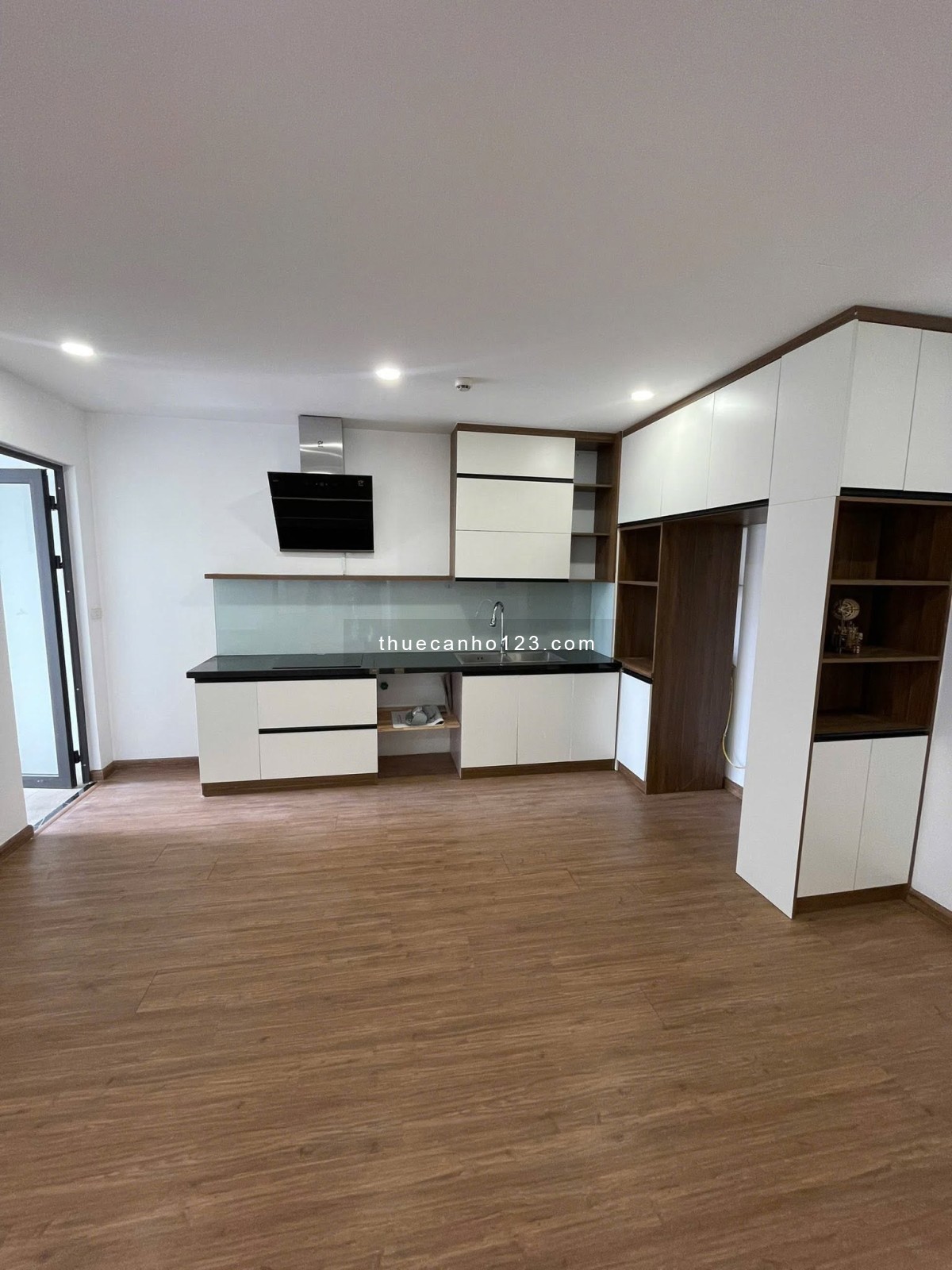 Cho thuê C/c Moscow Tower, Tân Thới Nhất - 3PN | 8tr5 | Không nội thất! - Ảnh 1