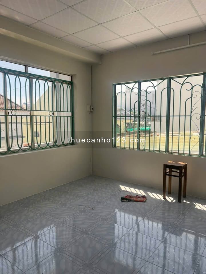 Cho thuê nhà hẻm Nguyễn Công Hoan, Ph. Cầu Kiệu - Giá chỉ: 13tr/tháng, nhận nhà ngay! - Ảnh 1
