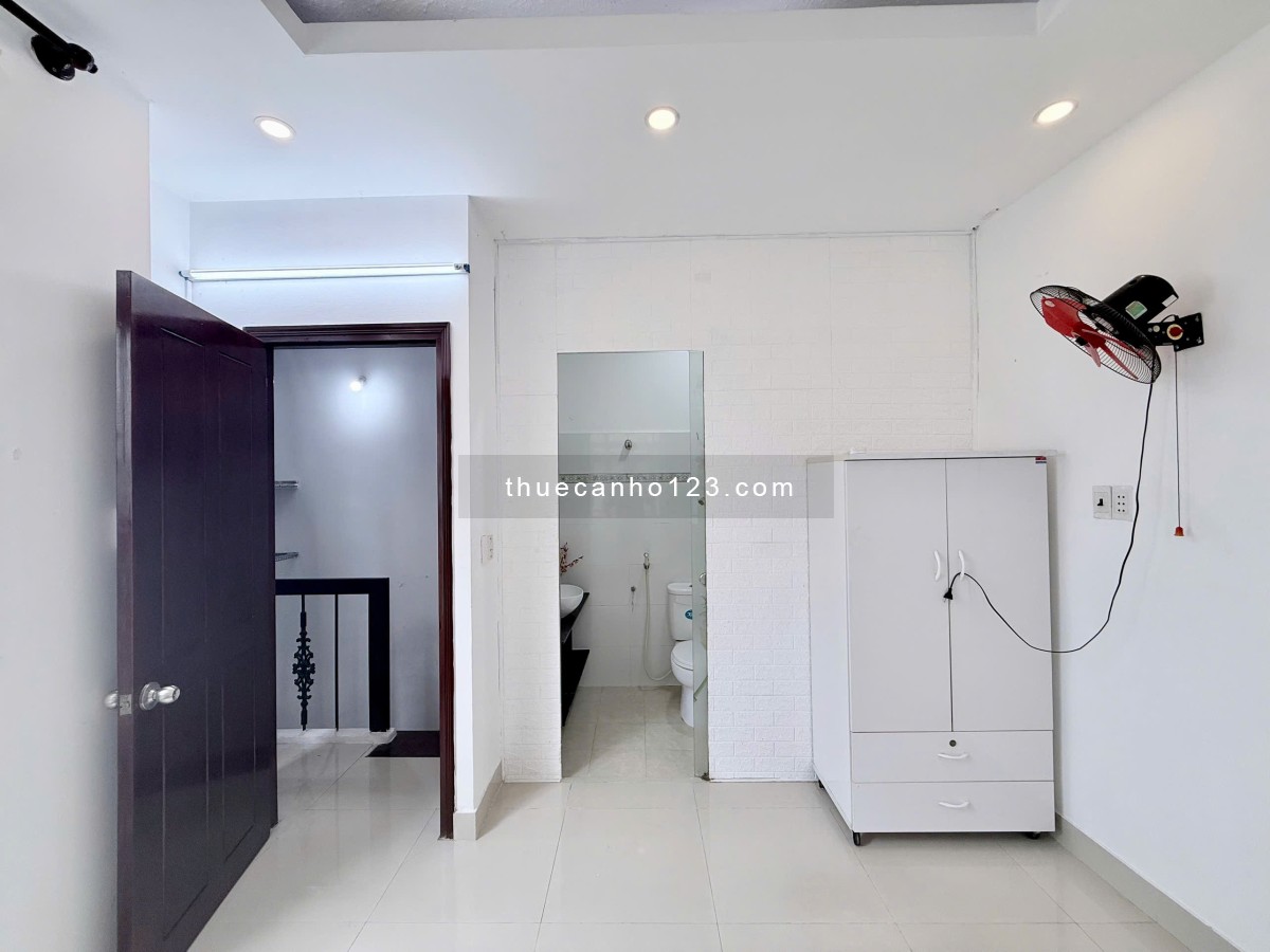 Hẻm Nguyễn Phúc Chu căn 1 trệt 2 lầu, 3 phòng ngủ giá 14tr/tháng - Ảnh 2